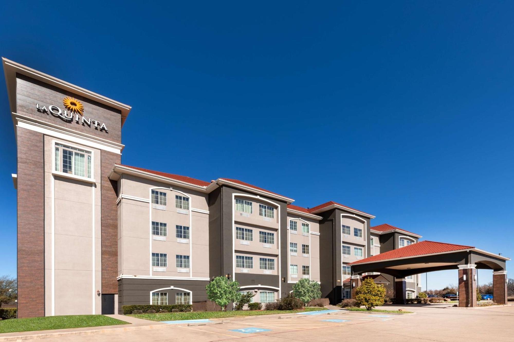 Hotel La Quinta By Wyndham Mt. Pleasant Mount Pleasant Exterior foto